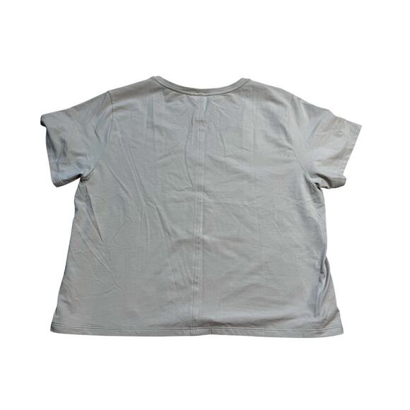 NWT - ATHLETA ESSENTIAL V-Neck Tee Shirt, size Women's XL, NEW!, Taupe/Tan - Picture 2 of 8